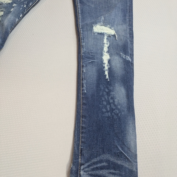 Sold - Picture 6 of 10